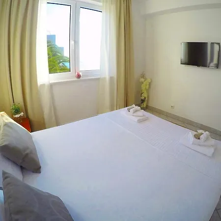 Adriatic House 3*
