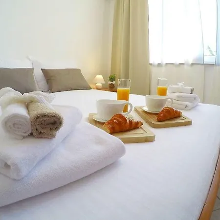 Adriatic House 3*